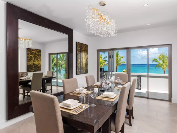 Experience Luxury Five Bedroom Retreat - Your Bohemian Escape in Nassau